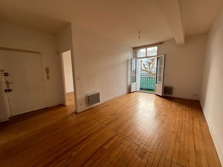 Location Appartement 3 pièces 55m² - Photo 2