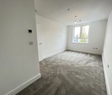 197 Windmill Lane, ., Cheshunt - Photo 5