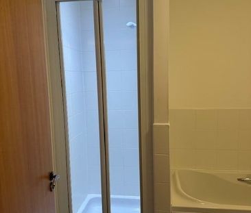 3 Bed Flat, Pleasance Street, G43 - Photo 6