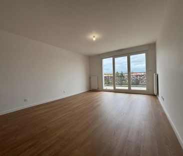 Location Appartement 2 pièces 47m² TOURNAN EN BRIE 77220 - Photo 2