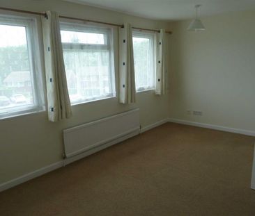 3 bedroom terraced house to rent - Photo 6