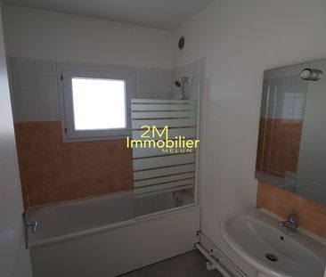 Location Appartement 3 pièces 70m² - Photo 1