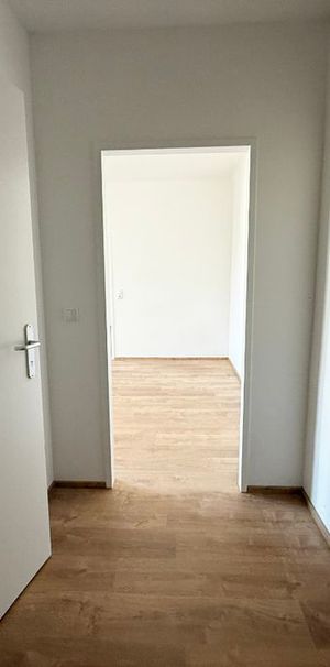 Geräumige 2-Zimmerwohnung in Linz mit Balkon - Photo 2