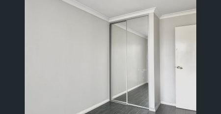 Stylish Family Living in a Prime Location - Photo 5