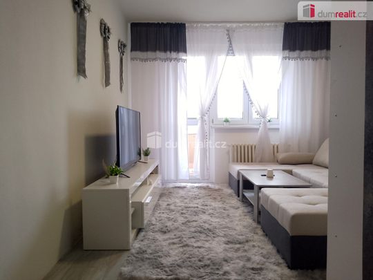 Pronájem bytu 2+1 55 m² - Photo 1