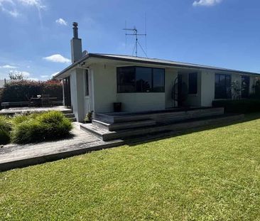 EAST SIDE FAMILY HOME - Photo 5