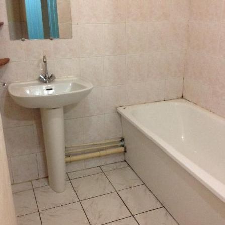 Location Appartement 3 pièces 60m² VAULX EN VELIN 69120 - Photo 3