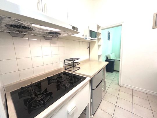 For Lease - 50 Bellevue Avenue Unit# Lovely, Toronto, Ontario - Photo 1