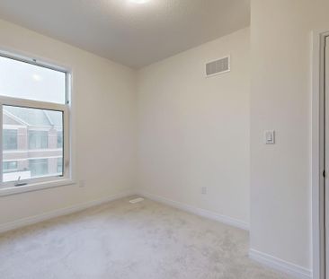 For Lease - 28 Millman Lane, Richmond Hill, Ontario - Photo 3