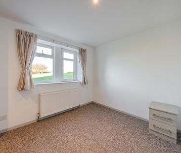 4 bedroom detached bungalow to rent - Photo 5