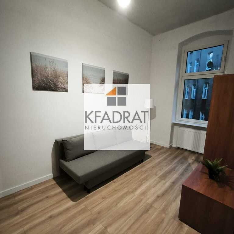 2 pokoje w centrum | Odświeżone | Niski czynsz - Photo 1