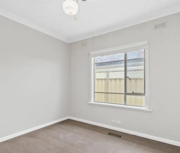 22 Susan Street, Albion VIC 3020 - Photo 5