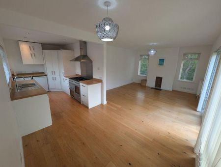 2 bedroom bungalow to rent - Photo 2