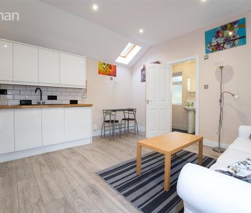 1 bedroom detached house to rent - Photo 1