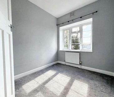 Wimborne Road, Talbot Court, BH9 - Photo 3