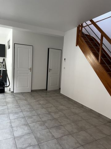 Location Maison 3 pièces 69m² NEUFCHATEL EN BRAY 76270 - Photo 4