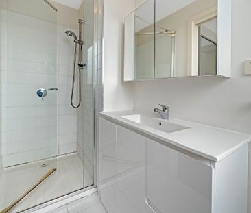 Please contact Molly Rogerson to arrange an inspection; Sandringham... - Photo 5