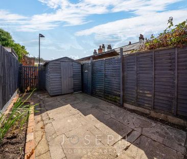 2 bedroom terraced house to rent - Photo 4