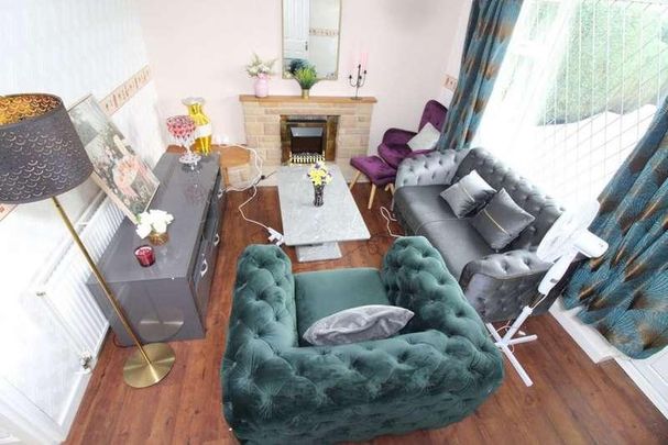 Hollybank Drive - Bed, S12 - Photo 1