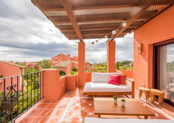 4 bedroom luxury penthouse for rent in Marbella Del Este, Spain
