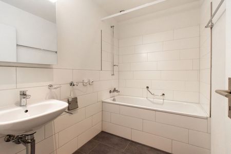 2.5 Zimmer, 1. Stock - Foto 2