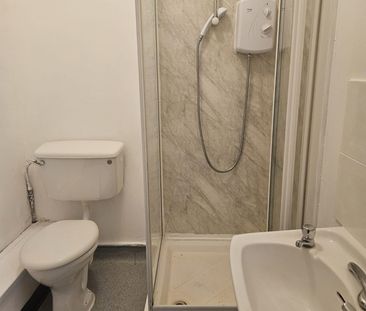 Studio Flat, Palmer's Green, N13 - Photo 4