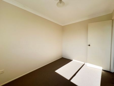 Well Presented Home in Wonderful Location - Photo 4