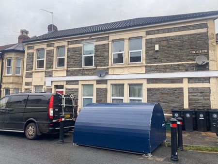 133 - 135 Hayward Road, Barton Hill, Bristol - Photo 4