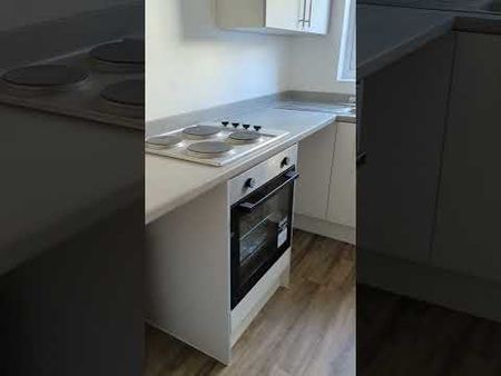 2 Bed Terraced House, Oriel Road, CH42 - Photo 2