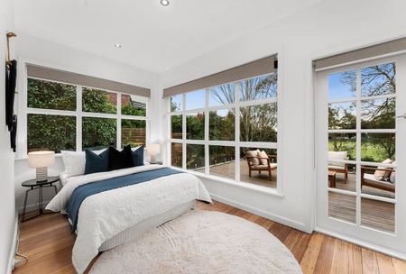 Charming 4-Bedroom Home with Park Views & Prime Convenience - Photo 2