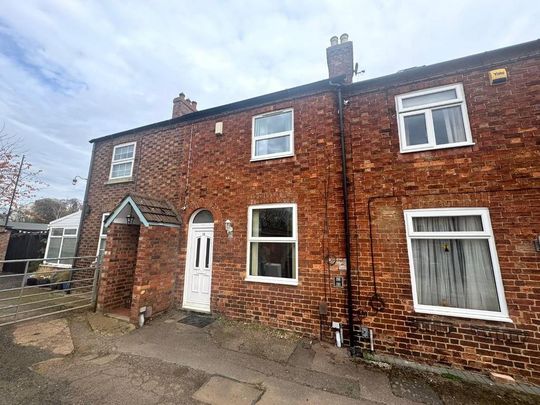 2 bedroom cottage to rent - Photo 1