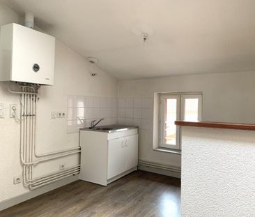 APPARTEMENT T2 BIS A LOUER A ROANNE - CENTRE VILLE - Photo 1