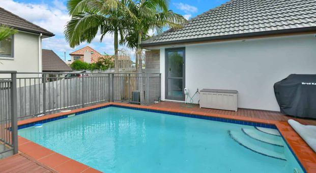 Immaculate Family Home - Photo 1