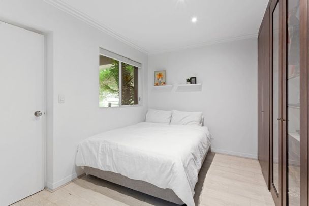 Perfect Beach Pad with Deck & Carspace - Fully Furnished - Photo 1