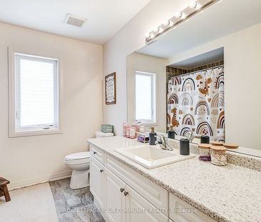 For Lease - 136 Casserley Crescent, New Tecumseth, Ontario - Photo 2