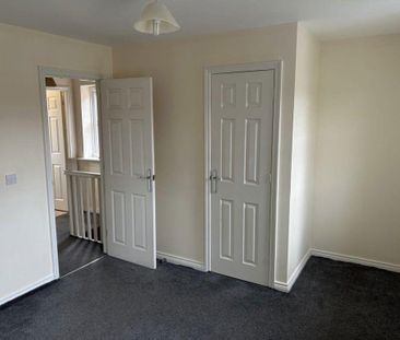 2 bedroom property to rent - Photo 1