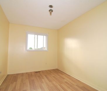 For Lease - 158 Toba Crescent, Brampton, Ontario - Photo 3