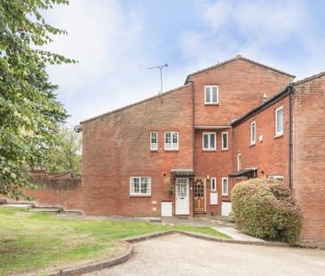 2 bedroom terraced house to rent - Photo 5