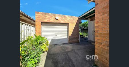 Spacious and Inviting Family Home - Photo 5