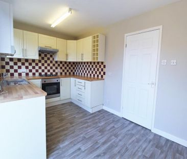 3 Bedroom Semi Detached To Let - Photo 5