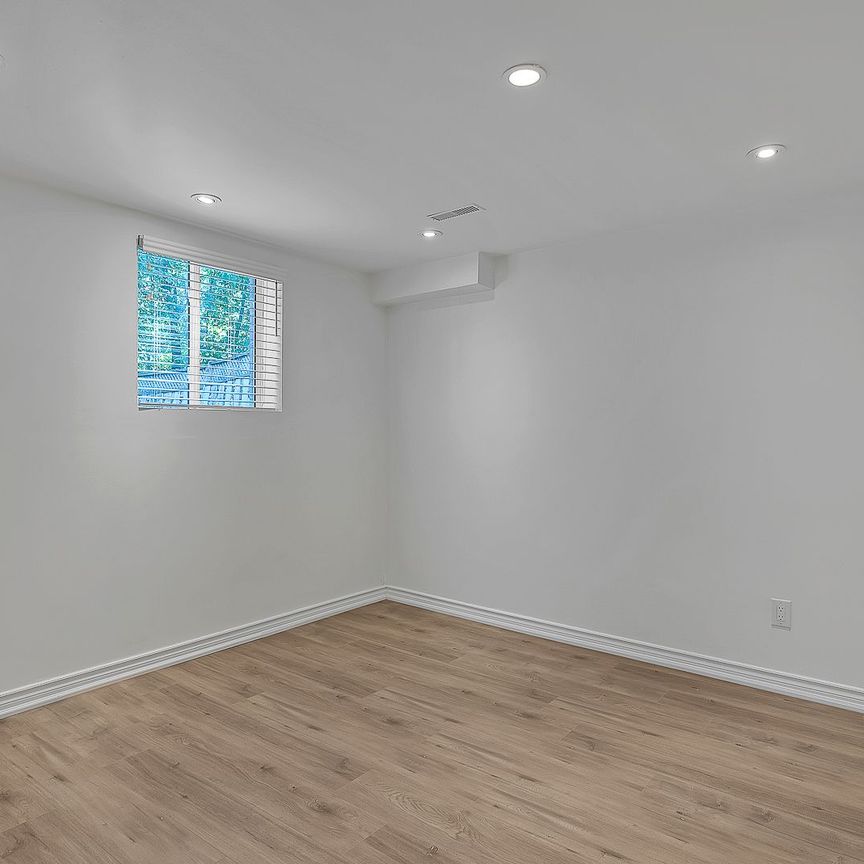 For Lease - 3788 Forest Bluff Crescent Unit# Lower, Mississauga, Ontario - Photo 1