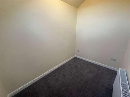 Oakworth Road, Keighley, BD21 - Photo 4