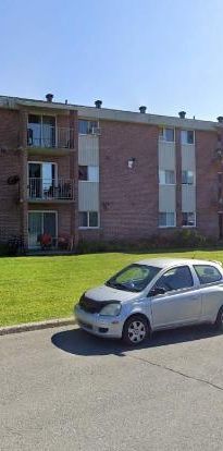 GRAND ET LUMINEUX 4.5 DISPONIBLE 1ER MARS!!! - Photo 1