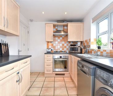 College Road, Sandhurst College Road, Sandhurst - Photo 3