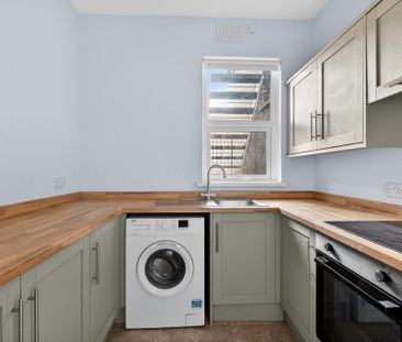 Flat 2, 5 Melrose Street, Belfast, BT9 7DL - Photo 5