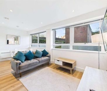 Wood Street, East Grinstead, West Sussex, RH19 - Photo 1