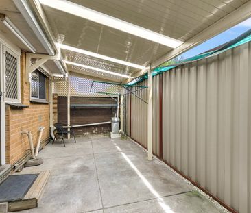 2/17 Waratah Avenue, Tullamarine VIC 3043 - Photo 1