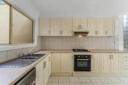 Two Levels, Three Outdoor Spaces & Pure Richmond Vibe! - Photo 5