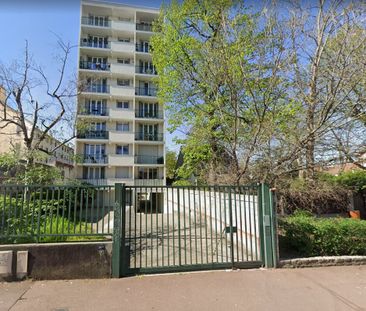 Location Appartement 2 pièces 53m² NANTERRE 92000 - Photo 5