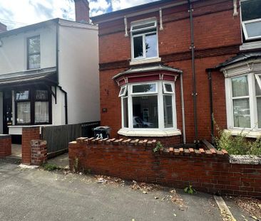2 bedroom semi-detached house to rent - Photo 6